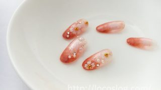 100均8割!桜ネイル!グラデーション+ダイソーぷっくりシールが大活躍
